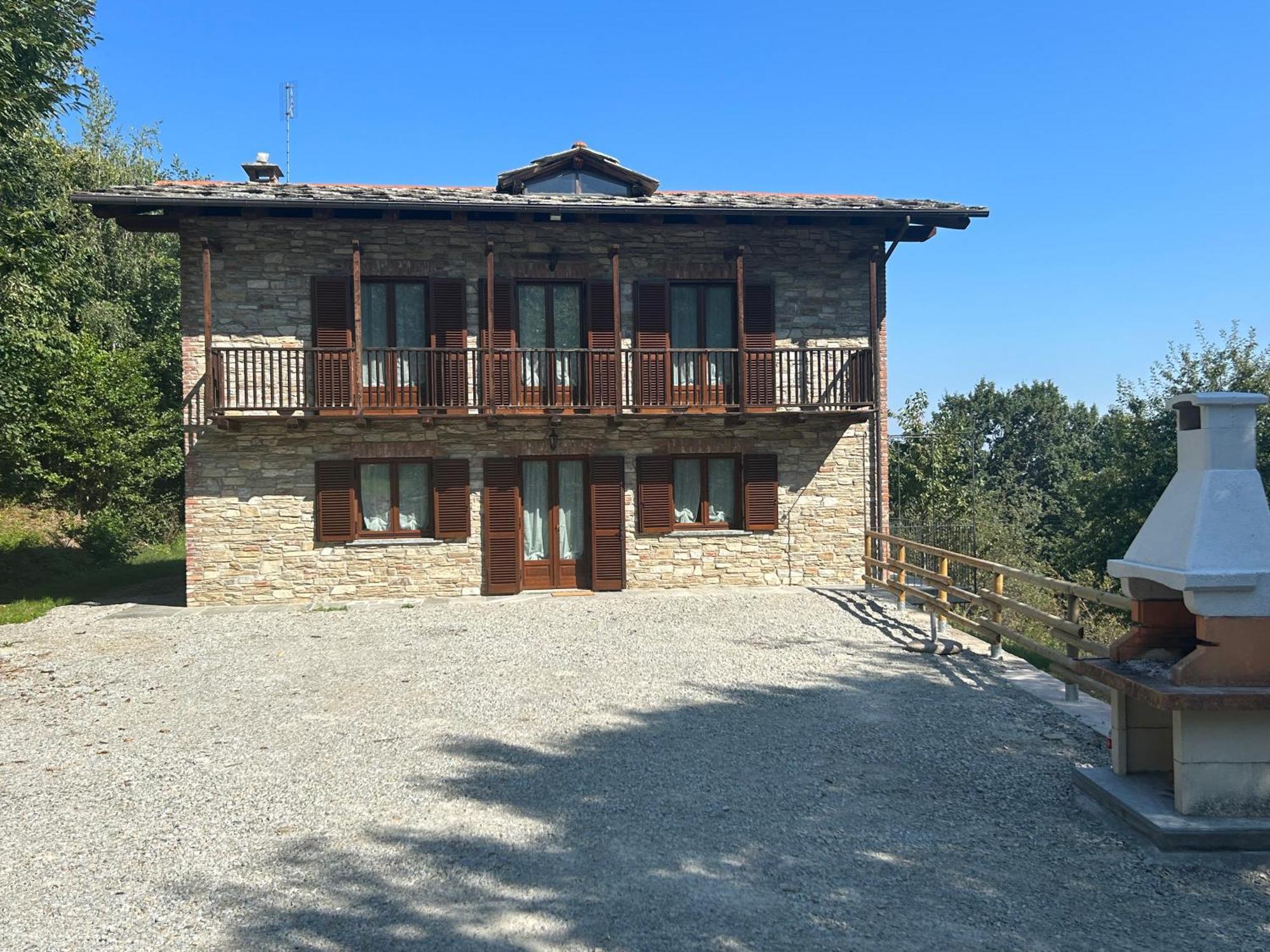 Vila Casa Salada Bagnolo Piemonte Exteriér fotografie